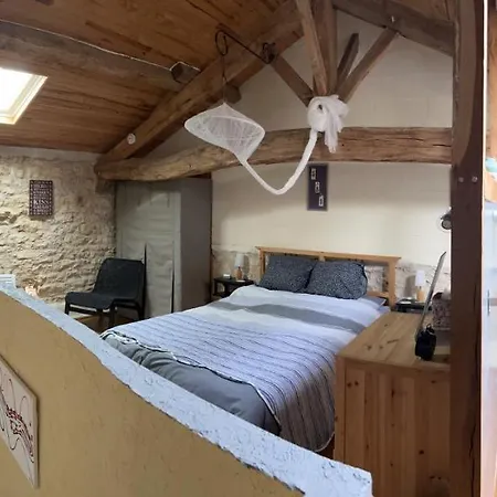 Gites Le Bois De L'Eglise Villiers-le-Roux Exterior foto